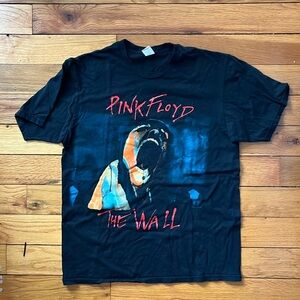 Pink Floyd The Wall Black T Shirt size M/L